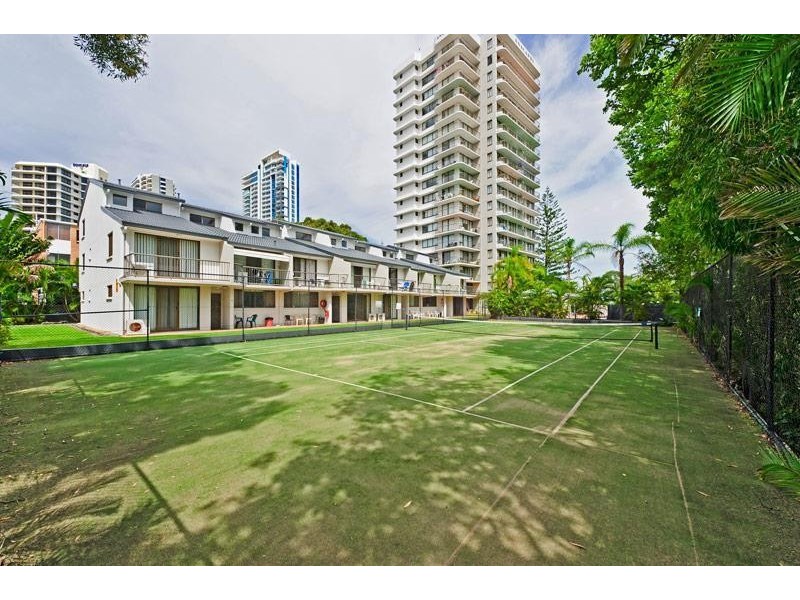 43 Enderley Avenue, Surfers Paradise QLD 4217