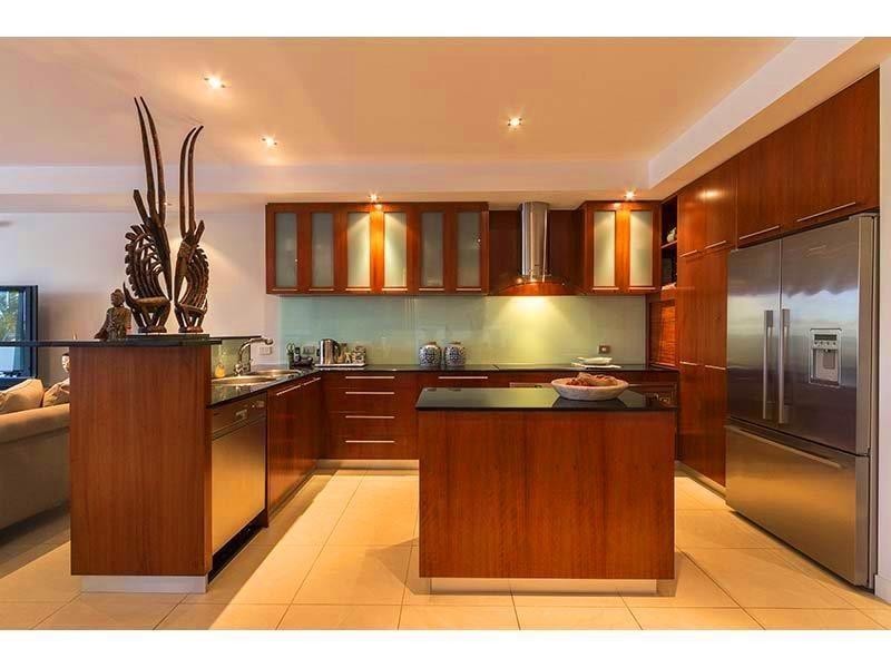 27B Sunrise Boulevard, Surfers Paradise QLD 4217