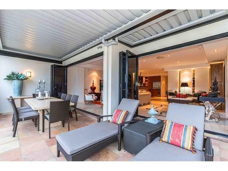 27B Sunrise Boulevard, Surfers Paradise QLD 4217