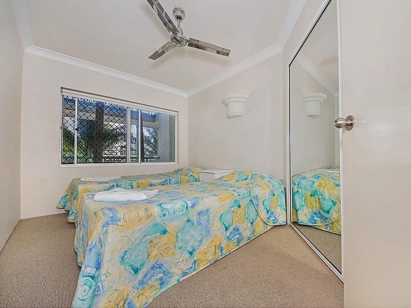 17/26 Old Burleigh Road ‘Paros on the Beach’, Surfers Paradise QLD 4217