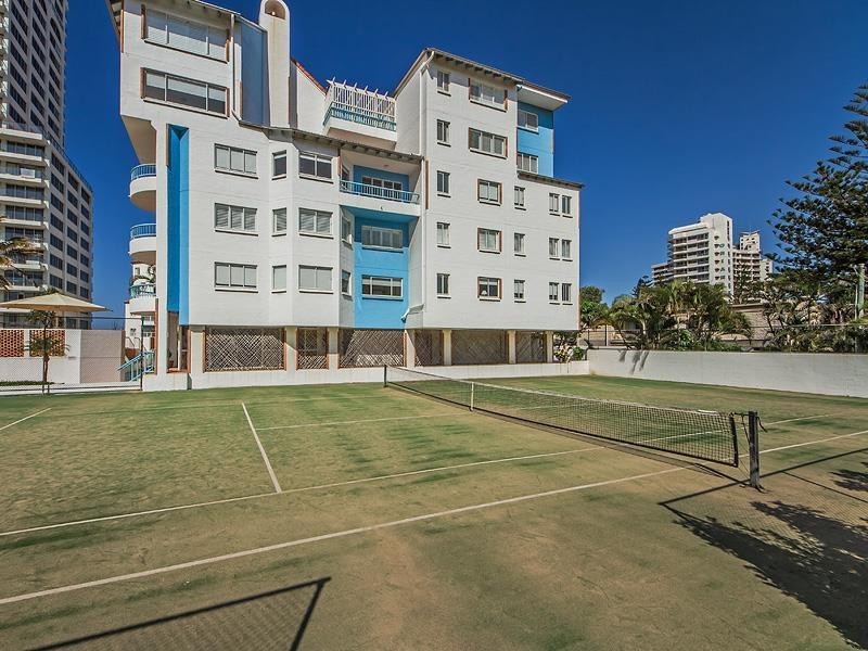 17/26 Old Burleigh Road ‘Paros on the Beach’, Surfers Paradise QLD 4217