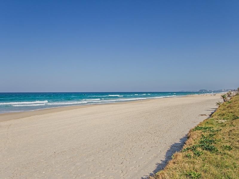 17/26 Old Burleigh Road ‘Paros on the Beach’, Surfers Paradise QLD 4217