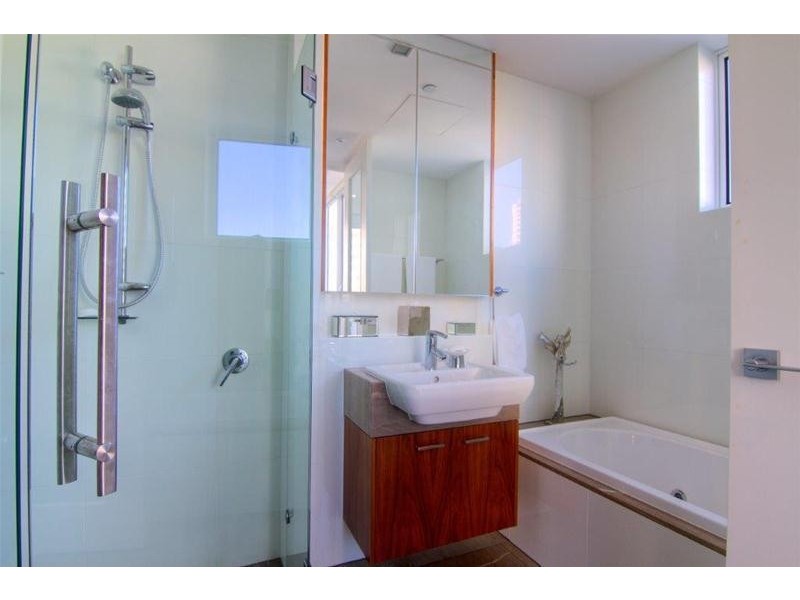 1 Enderley Avenue (Allure), Surfers Paradise QLD 4217