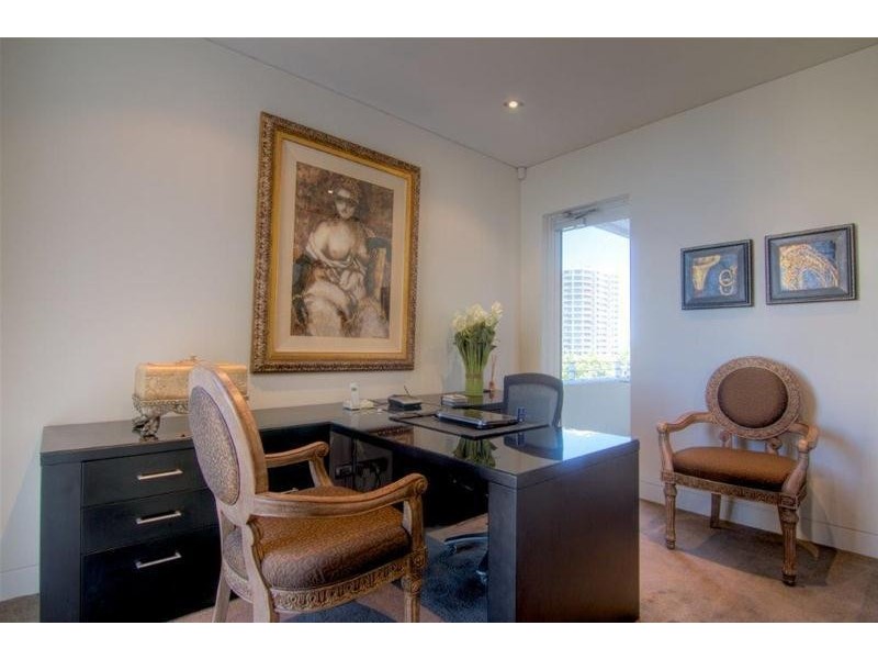 1 Enderley Avenue (Allure), Surfers Paradise QLD 4217