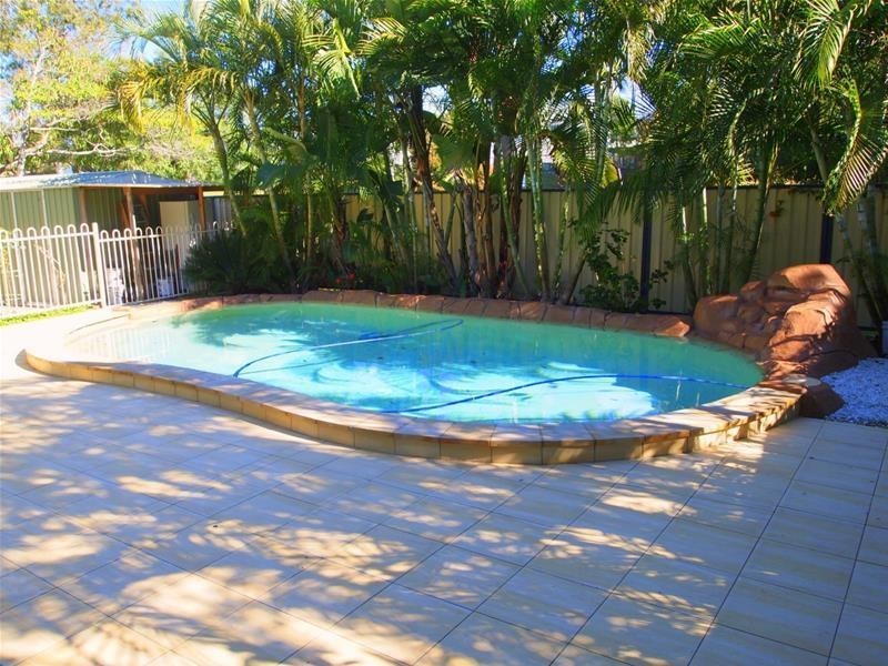 1 Pilgrim Place, Southport QLD 4215