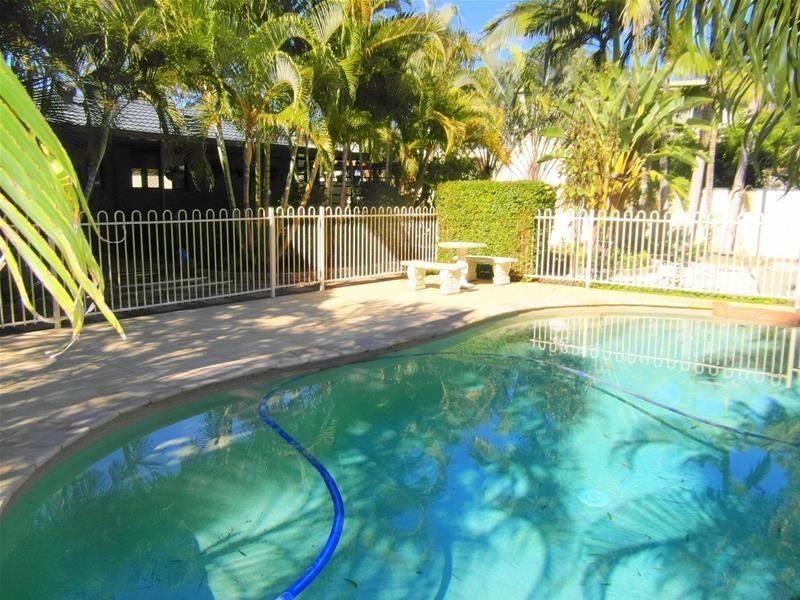 1 Pilgrim Place, Southport QLD 4215