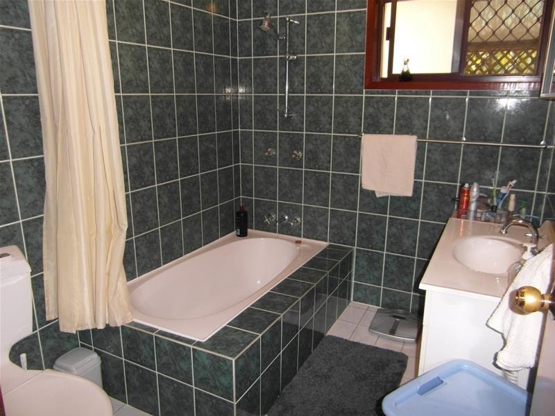 1 Pilgrim Place, Southport QLD 4215