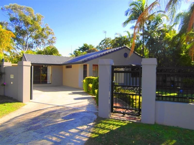 1 Pilgrim Place, Southport QLD 4215