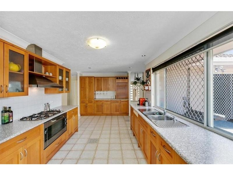 20 Wells Street, Southport QLD 4215