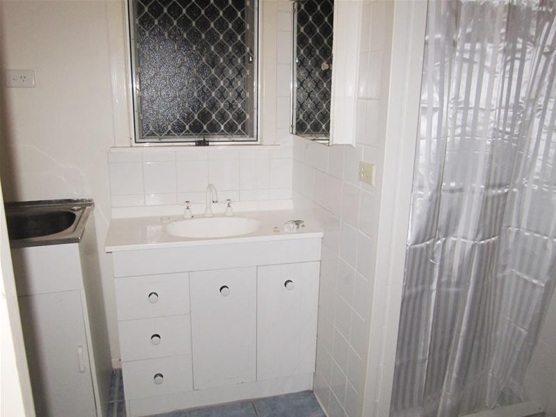 14 Leonard Avenue, Surfers Paradise QLD 4217