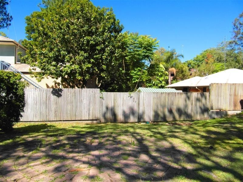 57 Benowa Road, Southport QLD 4215