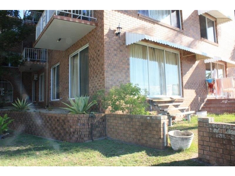 11 Cannes Avenue, Surfers Paradise QLD 4217