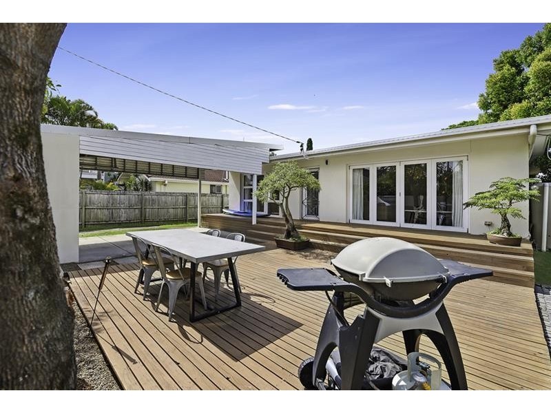 18 York Street, Southport QLD 4215