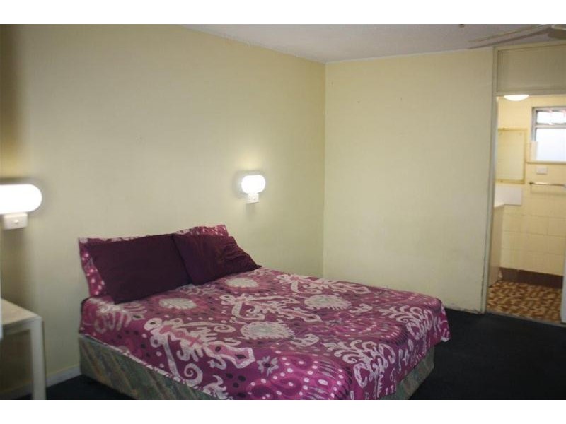 2/3016 Surfers Paradise Boulevard, Surfers Paradise QLD 4217