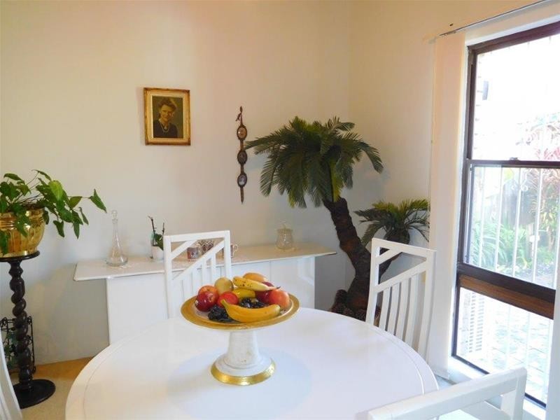 18 Elliott Street, Surfers Paradise QLD 4217