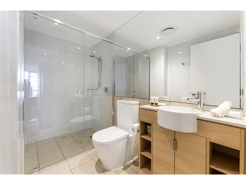 2663 Gold Coast Highway, Broadbeach QLD 4218