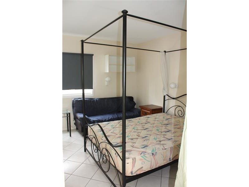 34 Hanlan Street (Kinkabool), Surfers Paradise QLD 4217