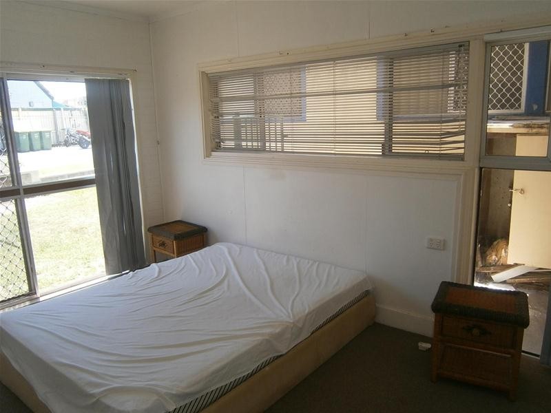 4/107 Stanhill Drive, Chevron Island QLD 4217