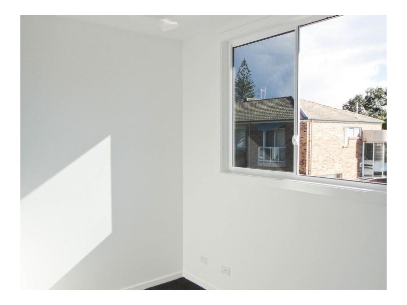 1/28 Blondell Avenue, Surfers Paradise QLD 4217