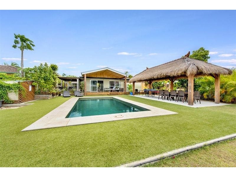 55 Rapallo Avenue, Isle Of Capri QLD 4217