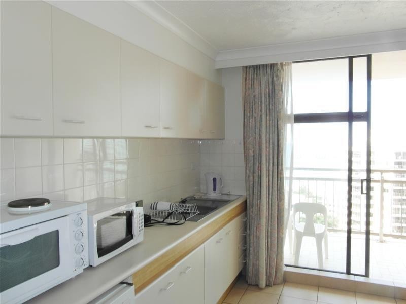 18 Hanlan Street ‘Beachcomber’, Surfers Paradise QLD 4217