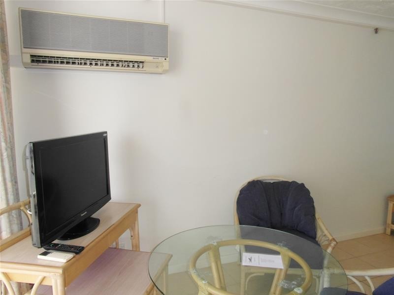 18 Hanlan Street ‘Beachcomber’, Surfers Paradise QLD 4217