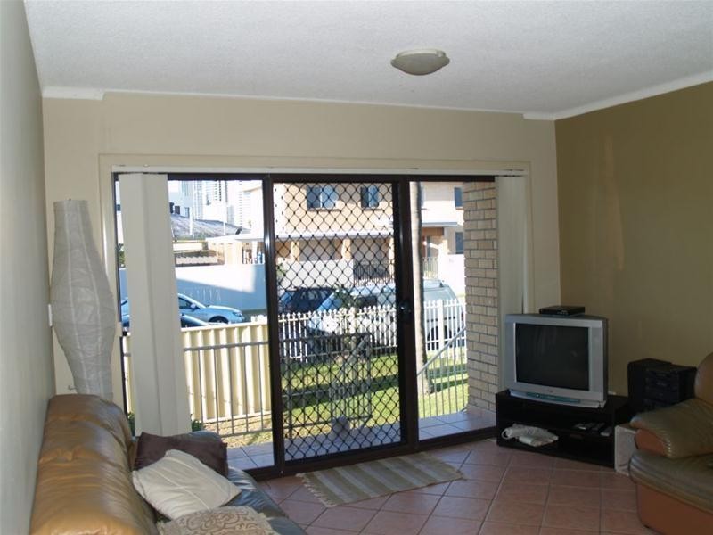 28 Sunrise Boulevard, Surfers Paradise QLD 4217