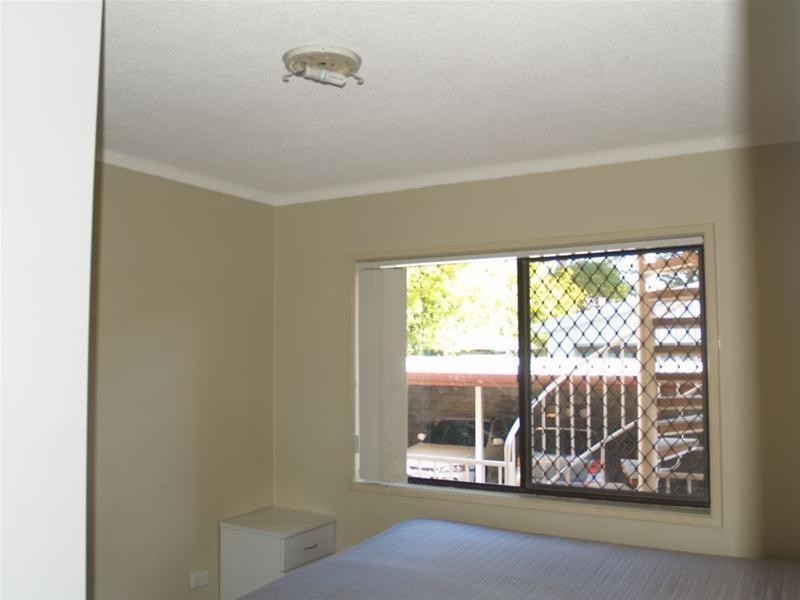 28 Sunrise Boulevard, Surfers Paradise QLD 4217