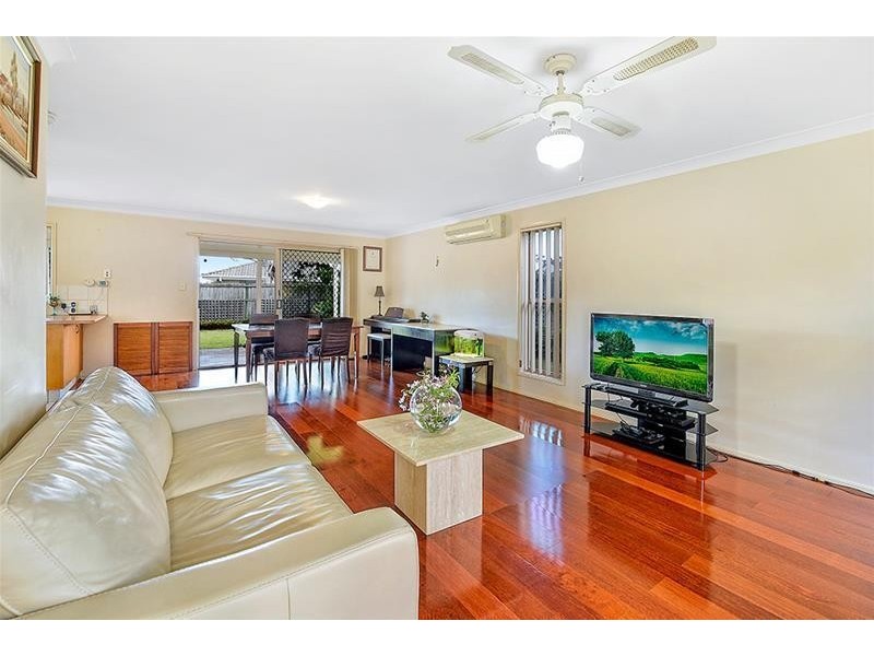 31 Clear River Boulevard, Ashmore QLD 4214