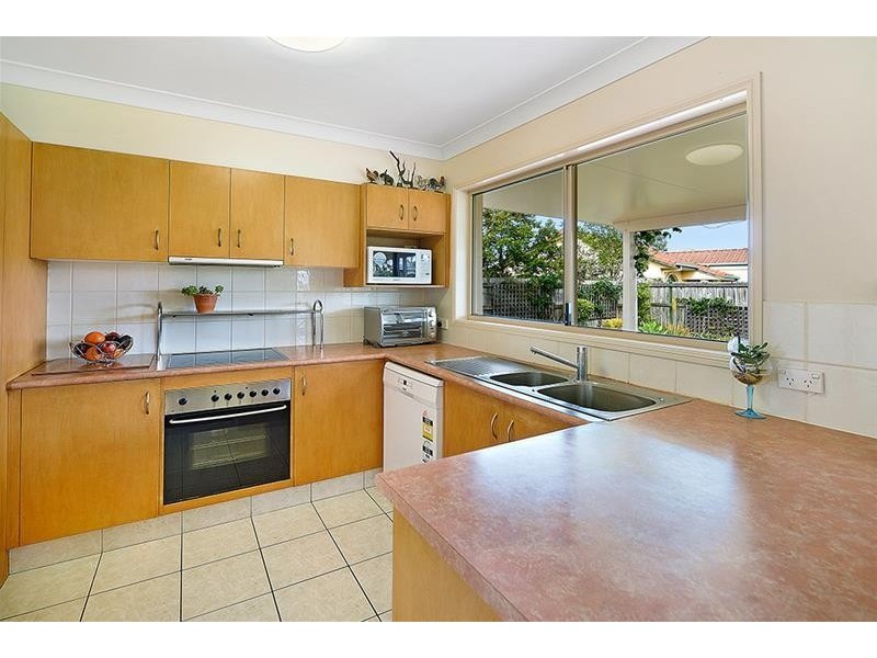 31 Clear River Boulevard, Ashmore QLD 4214