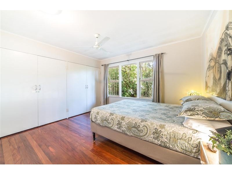 19 Norfolk Avenue, Surfers Paradise QLD 4217