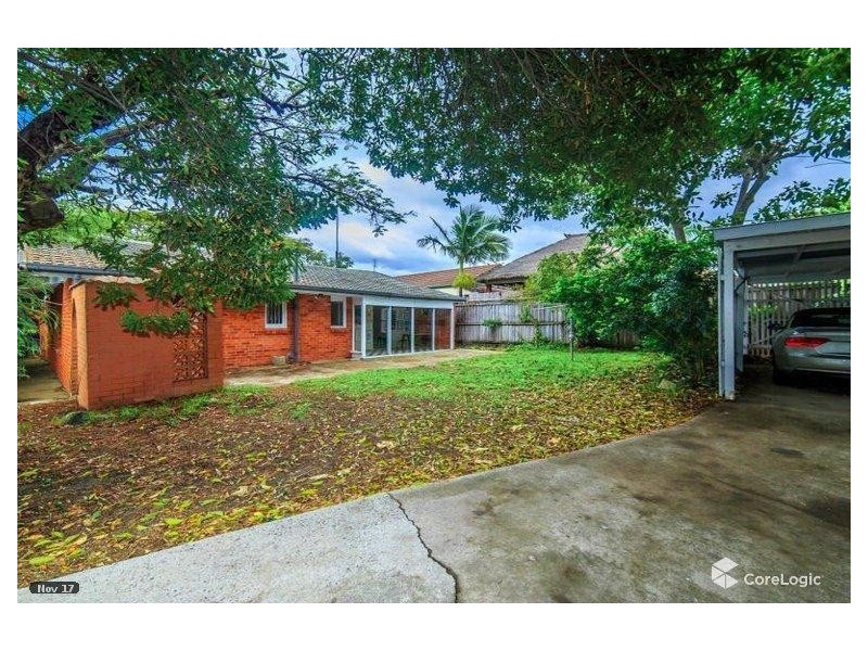 19 Norfolk Avenue, Surfers Paradise QLD 4217