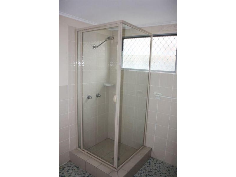 1/25 Leonard Avenue, Surfers Paradise QLD 4217