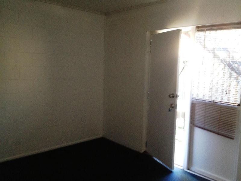 1/25 Leonard Avenue, Surfers Paradise QLD 4217