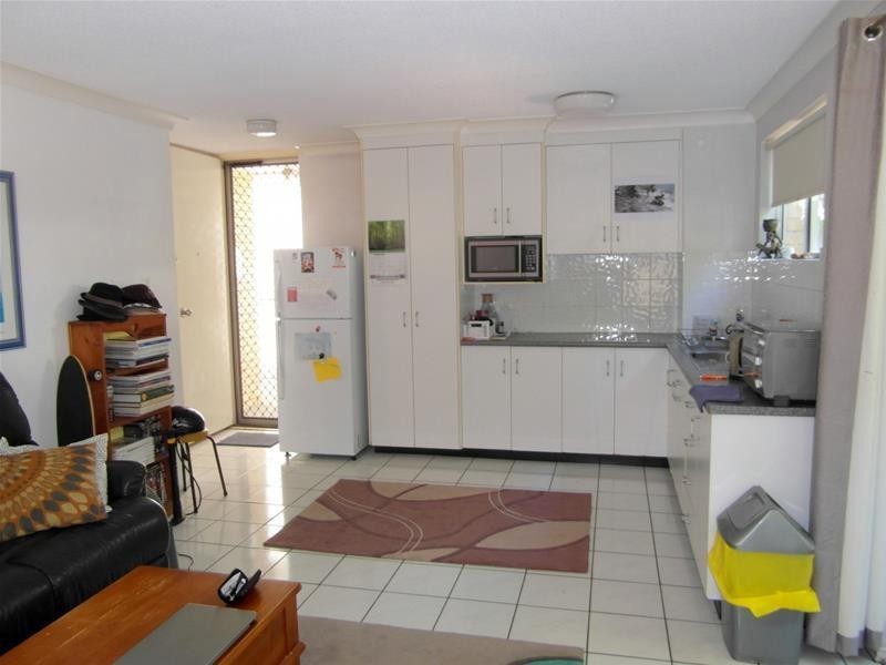 40 The Esplanade “The Sands”, Surfers Paradise QLD 4217