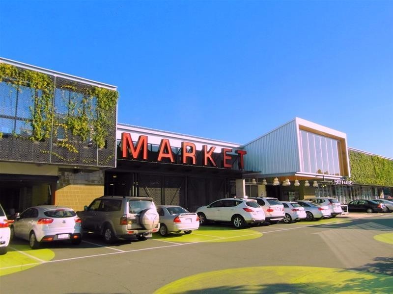 2 Brolga Avenue, Southport QLD 4215