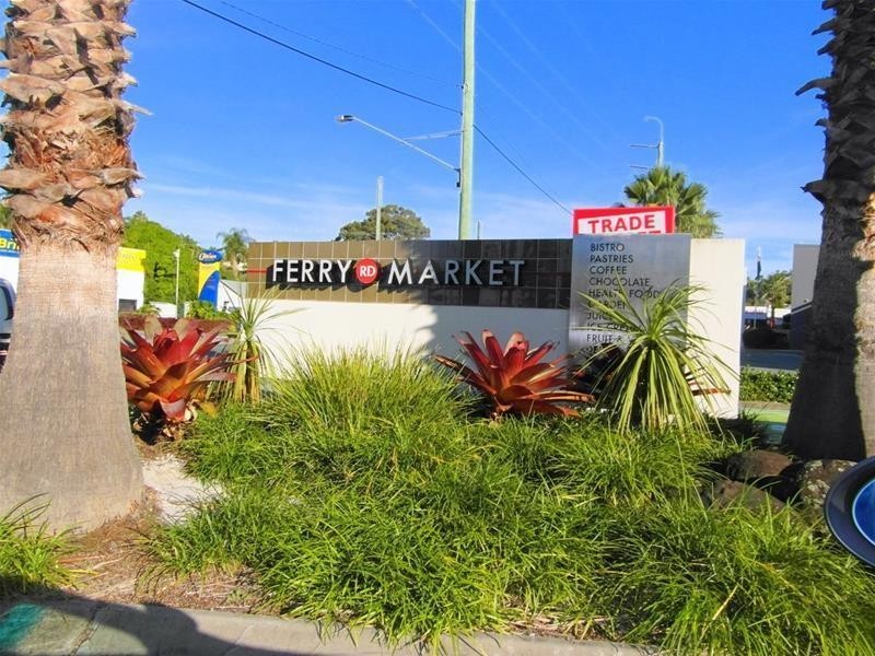 2 Brolga Avenue, Southport QLD 4215