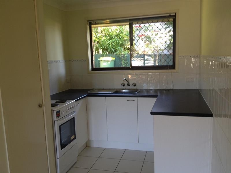 2 Brolga Avenue, Southport QLD 4215