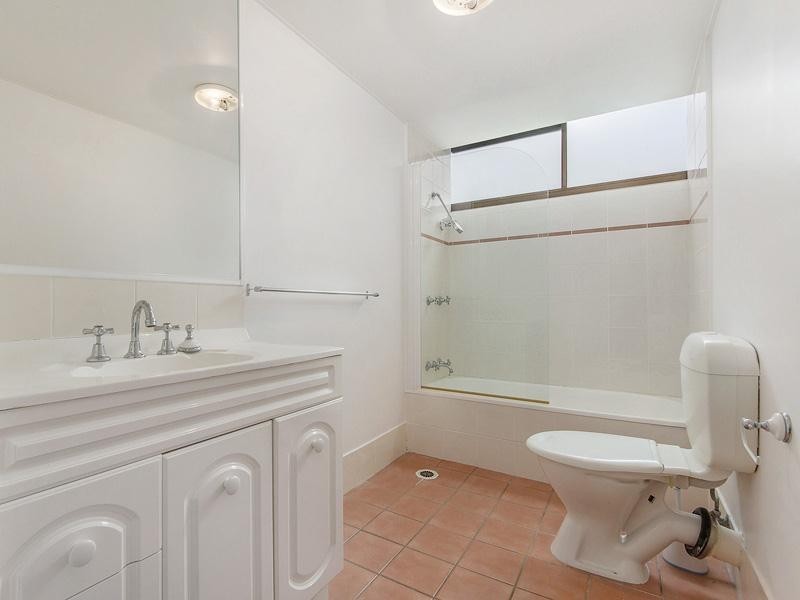 22/37 Monaco Street, Surfers Paradise QLD 4217