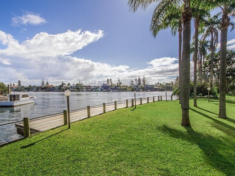 22/37 Monaco Street, Surfers Paradise QLD 4217