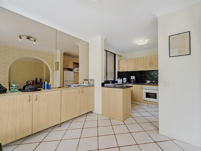 3 Oak Avenue ‘Oak Lodge’, Budds Beach, Surfers Paradise QLD 4217