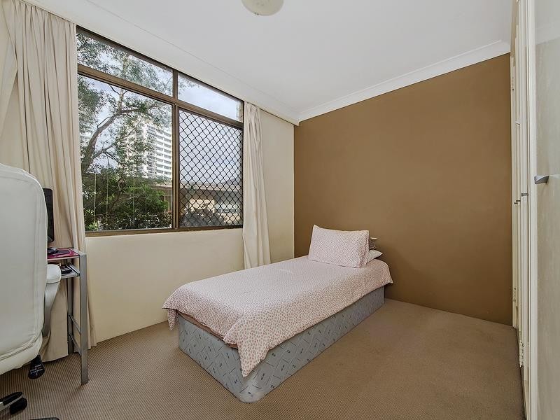 3 Oak Avenue ‘Oak Lodge’, Budds Beach, Surfers Paradise QLD 4217