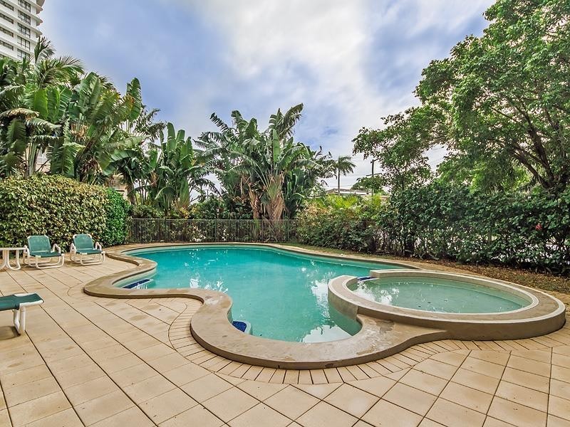 3 Oak Avenue ‘Oak Lodge’, Budds Beach, Surfers Paradise QLD 4217