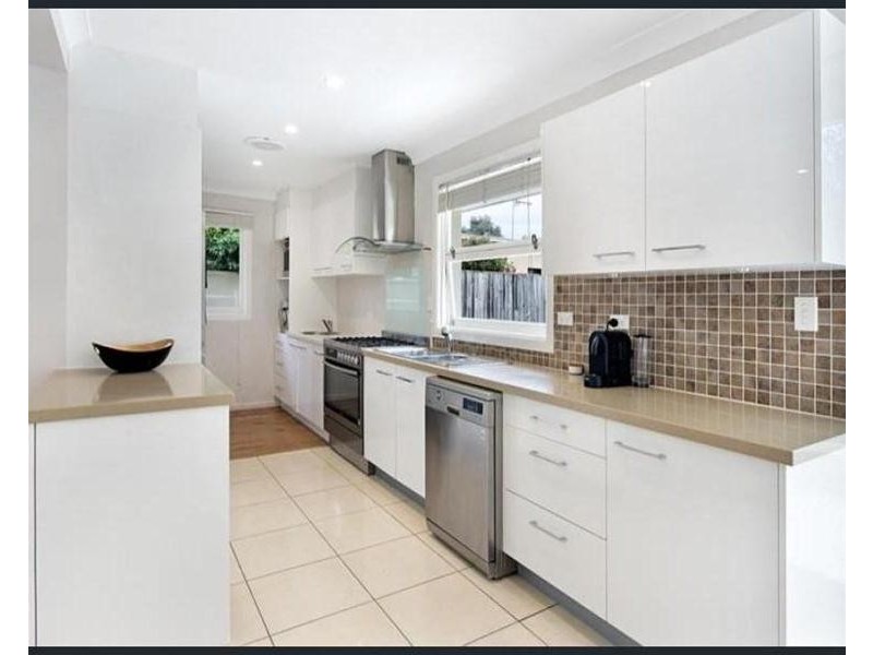 25 Brindisi Avenue, Isle Of Capri QLD 4217