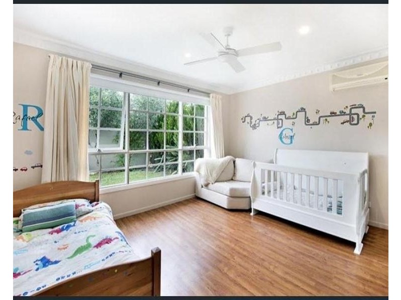 25 Brindisi Avenue, Isle Of Capri QLD 4217