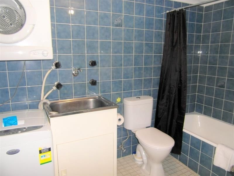 18 Hanlan Street ‘Beachcomber’, Surfers Paradise QLD 4217