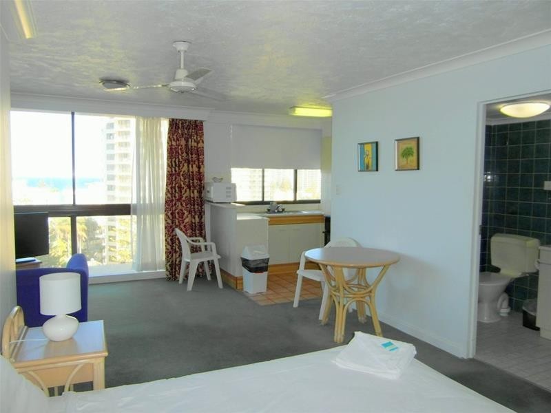 18 Hanlan Street ‘Beachcomber’, Surfers Paradise QLD 4217