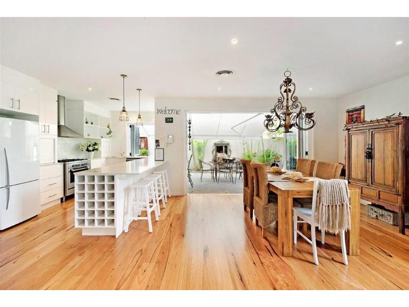 2/17 Sunset Boulevard, Surfers Paradise QLD 4217