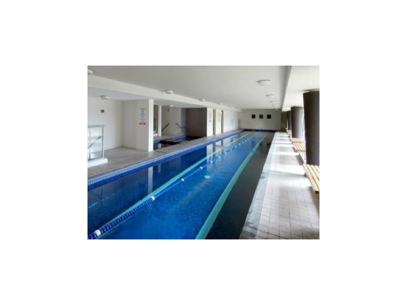 1 Lennie Avenue, Main Beach QLD 4217