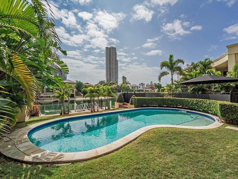 13 Seafarer Court, Paradise Waters QLD 4217